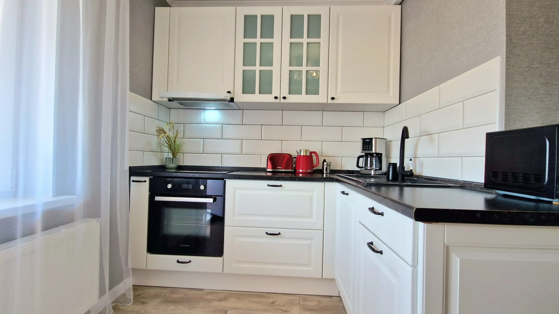 Квартира в Хорошей Локации Недалеко от Исторического Центра Города