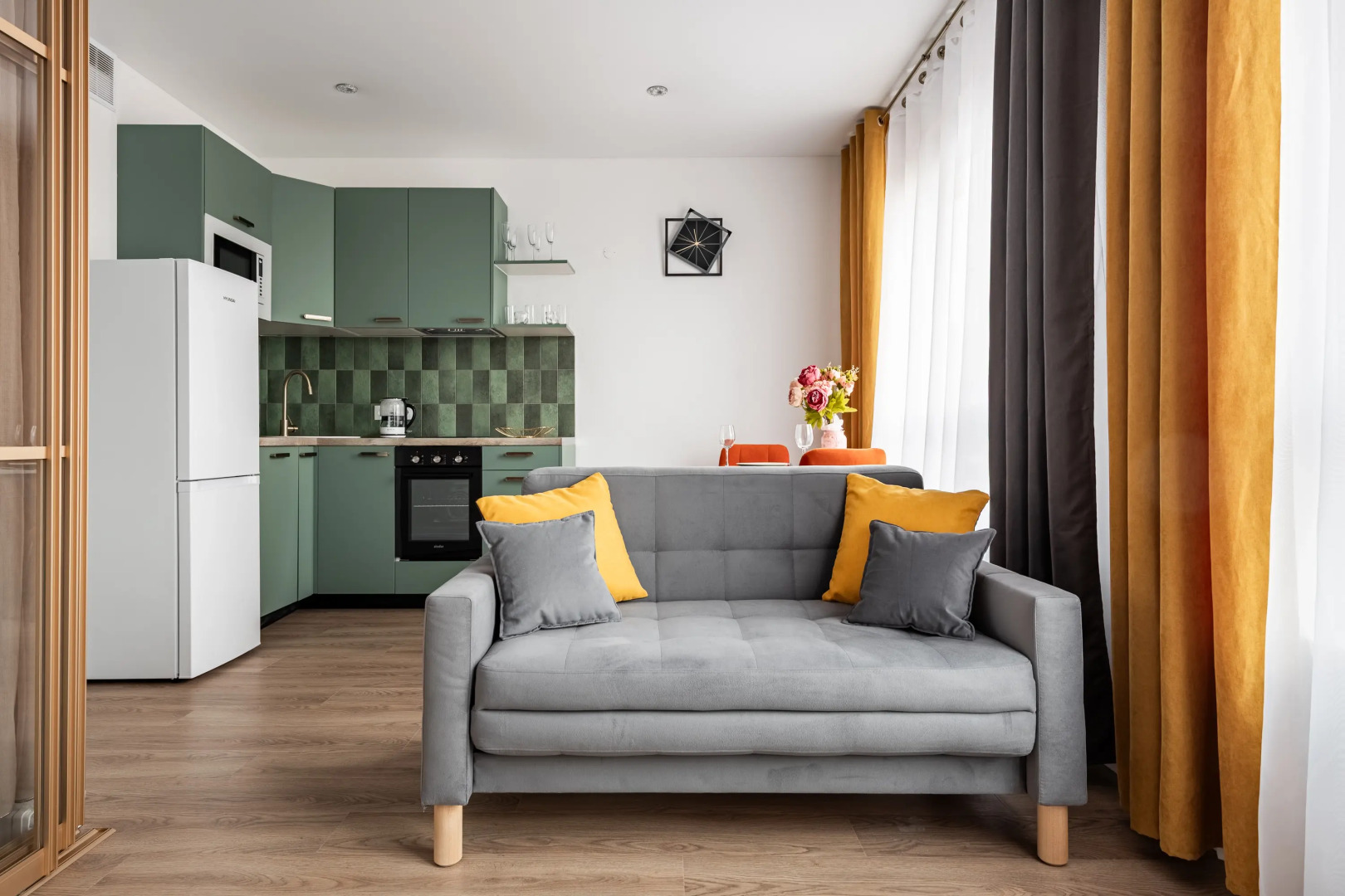 Квартира Имперская Пчела