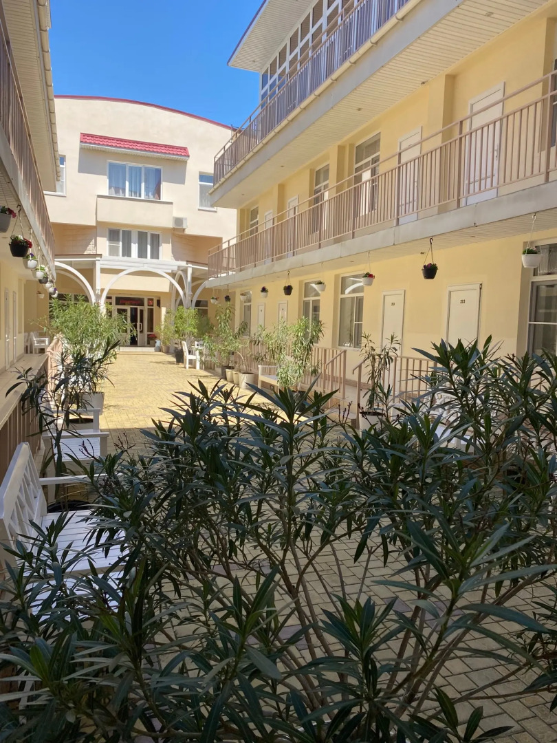 Гостиница Черноморская