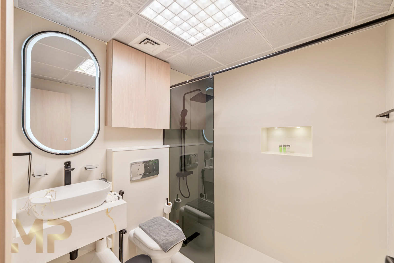 Апартаменты Marco Polo - Enjoy Marina views from a cozy 1BR in Dubai Marina