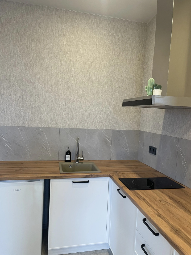 Квартира Просторная на Курсантов Кировцев