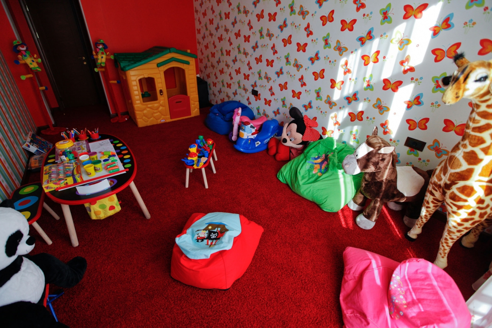 Курортный отель Elegant