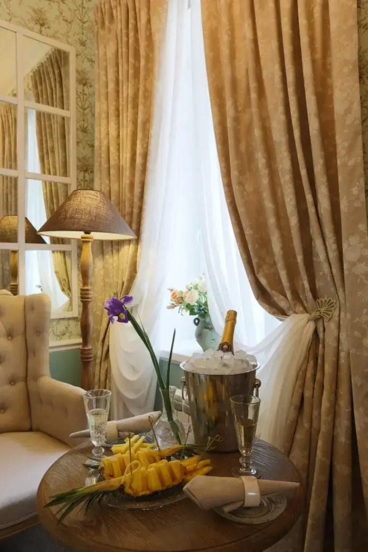 Меблированные комнаты Ирис