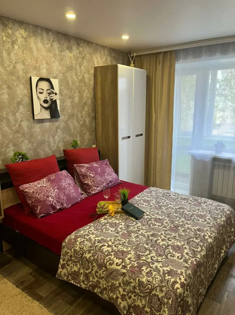 Апартаменты 1-комнатные рядом с Волгой (Бухта)