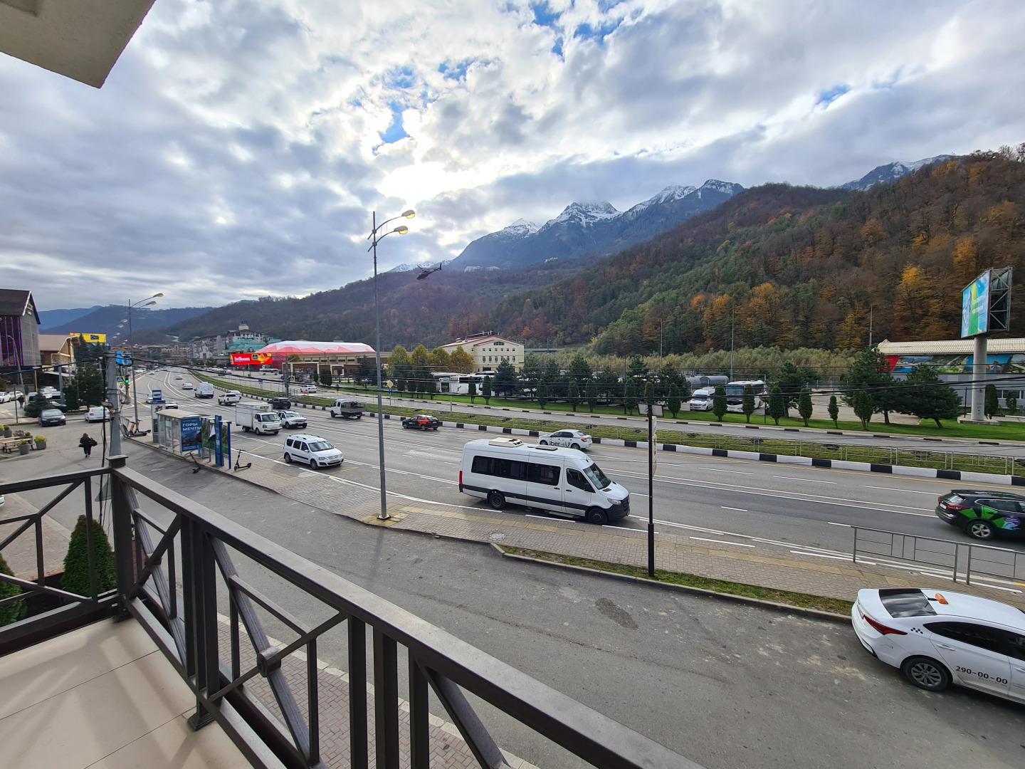 Апартаменты Студия с Террасой и Видом на Горы