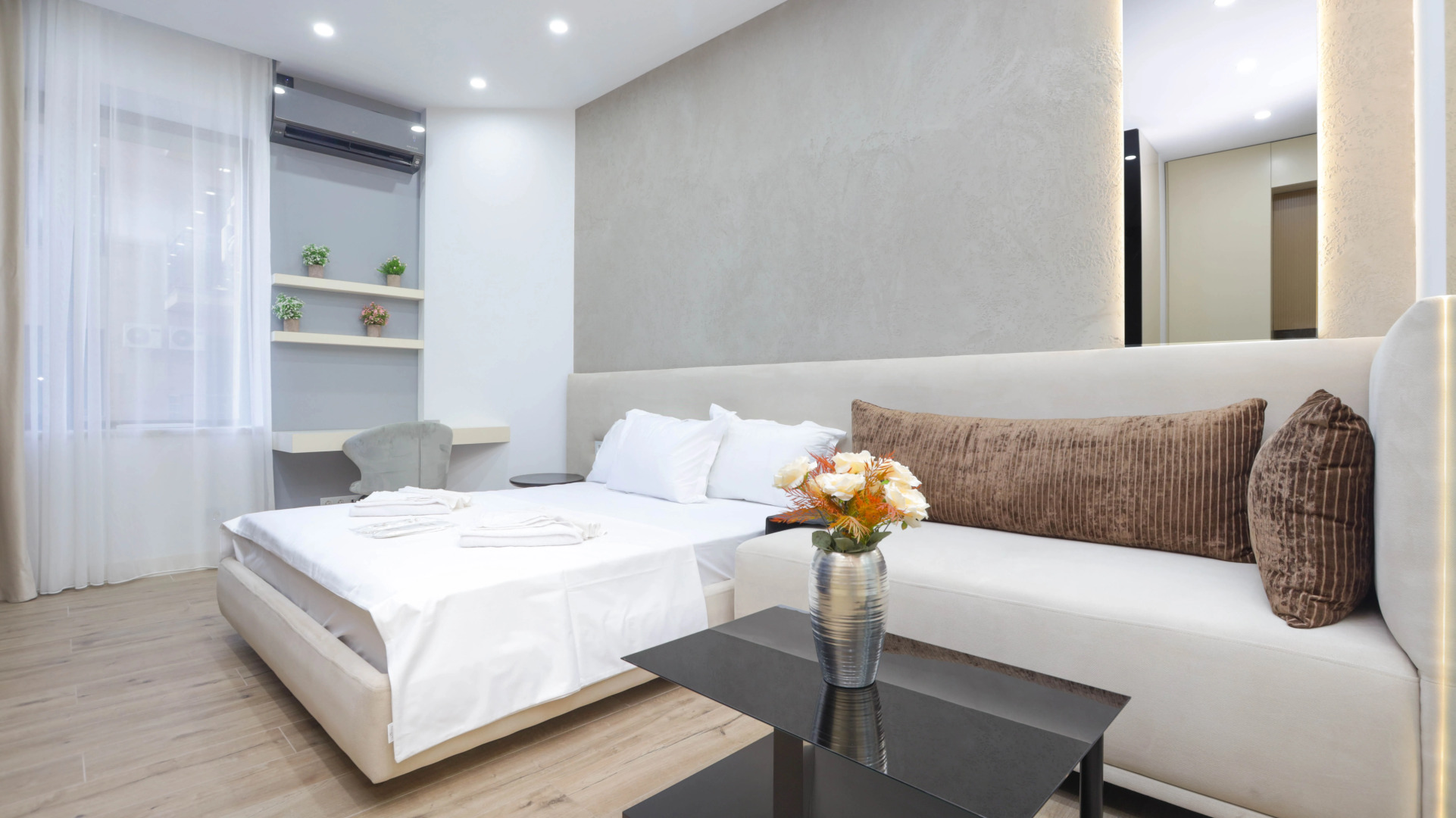 Апартаменты on Buzand Str. 97-21/1