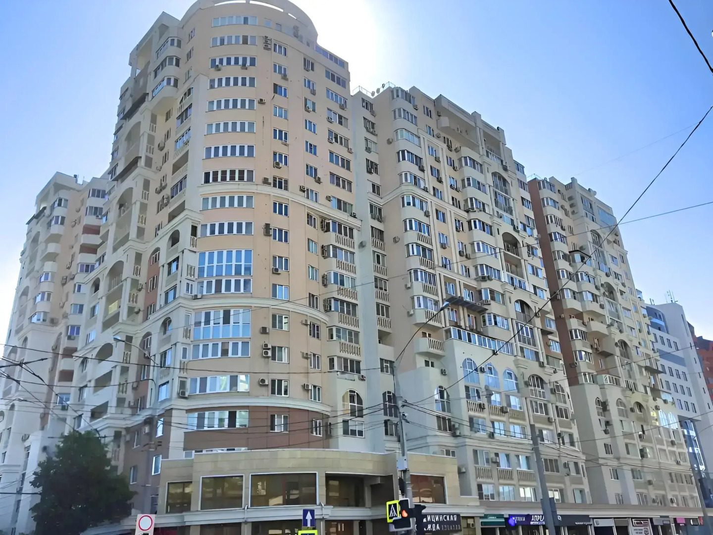 Апартаменты на Кубанской набережной