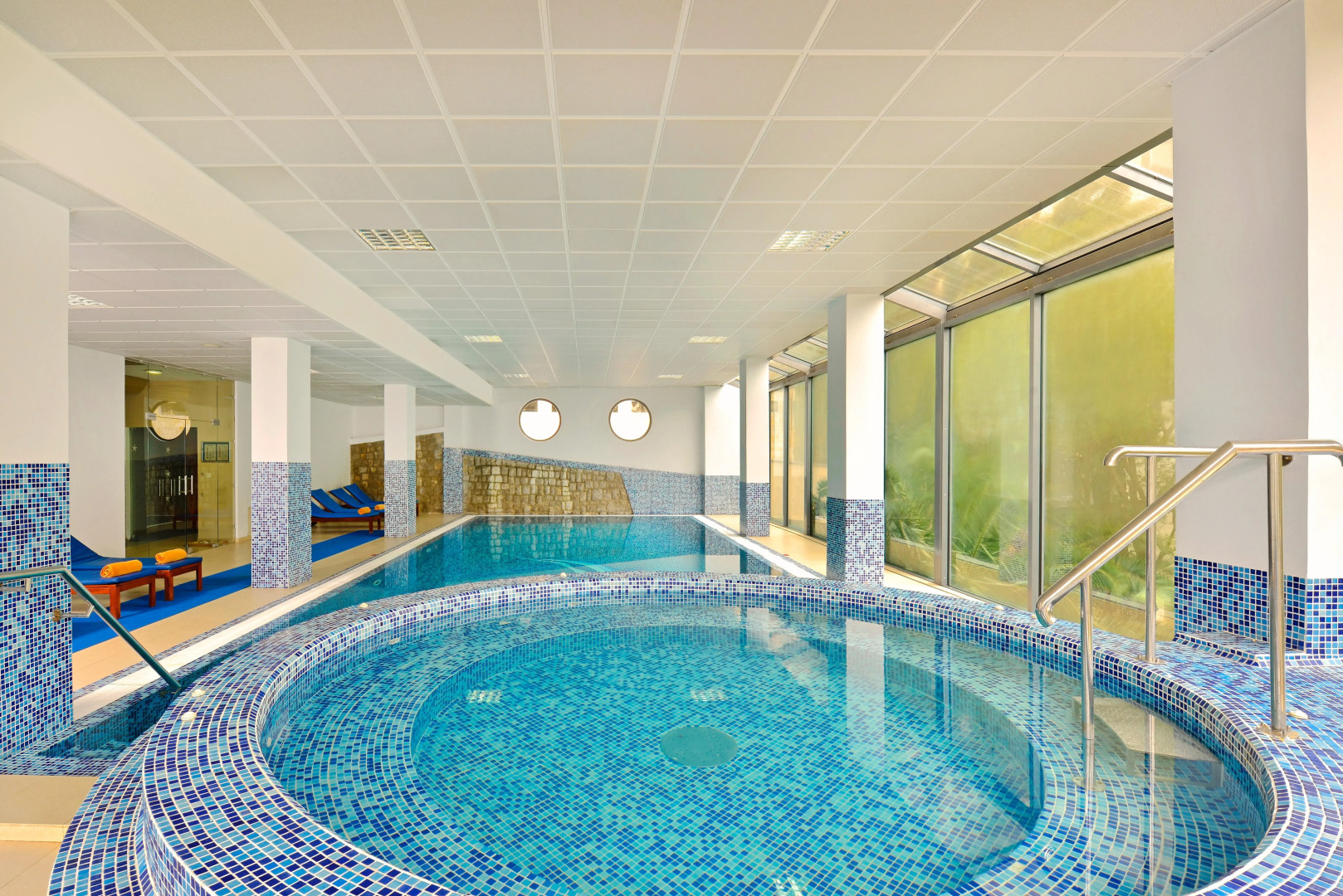 Отель Iberostar Bellevue