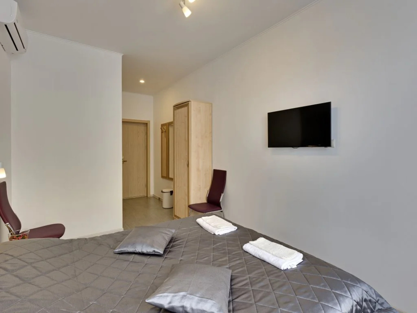 Отель Minima Водный Стадион