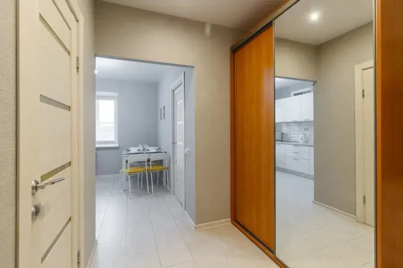 Na Sheksninskom 8/1 Apartments	