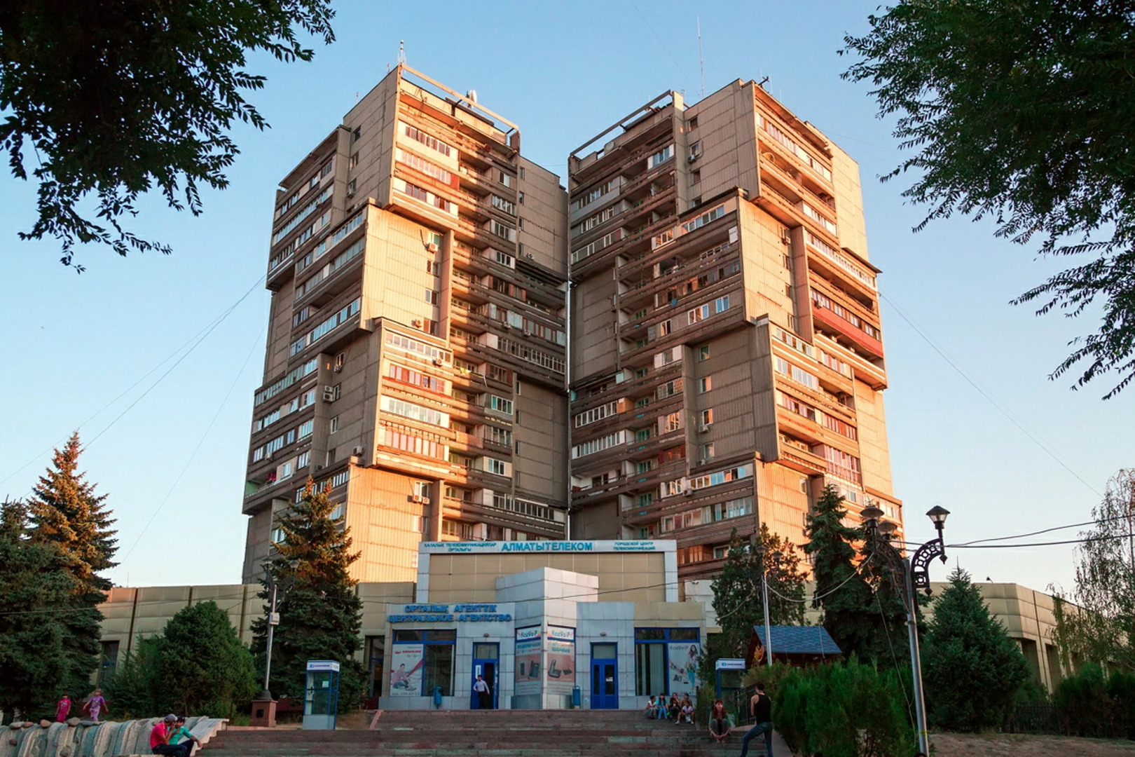 Апартаменты 13 Самый центр. Вид на город и горы. Идеально для командированного и туриста.