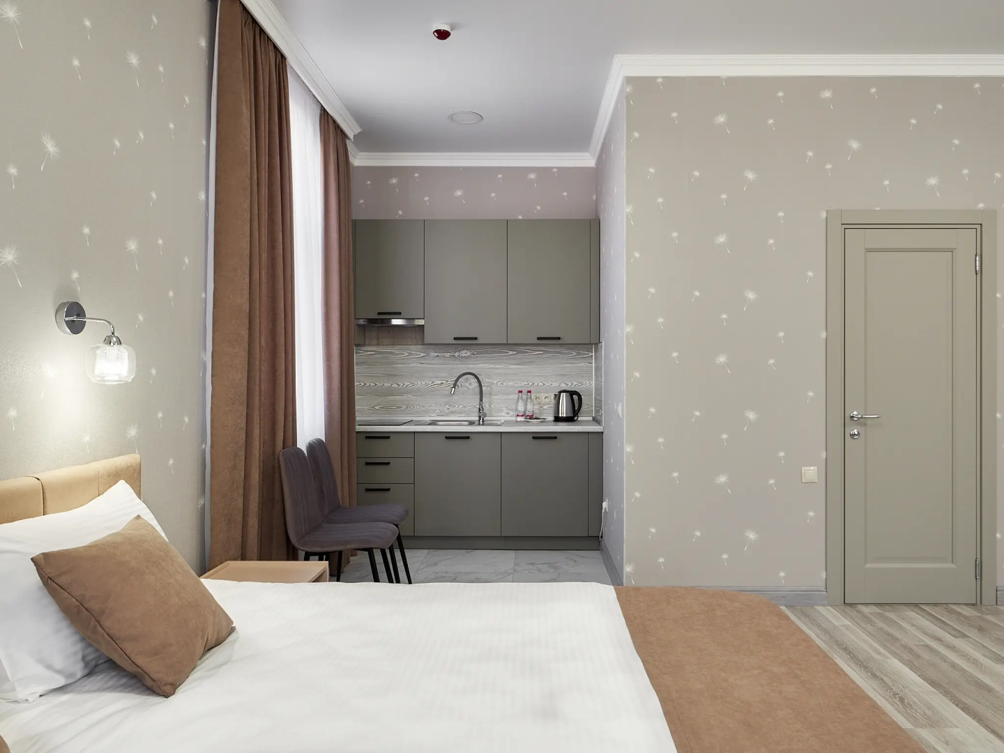 Отель Комета