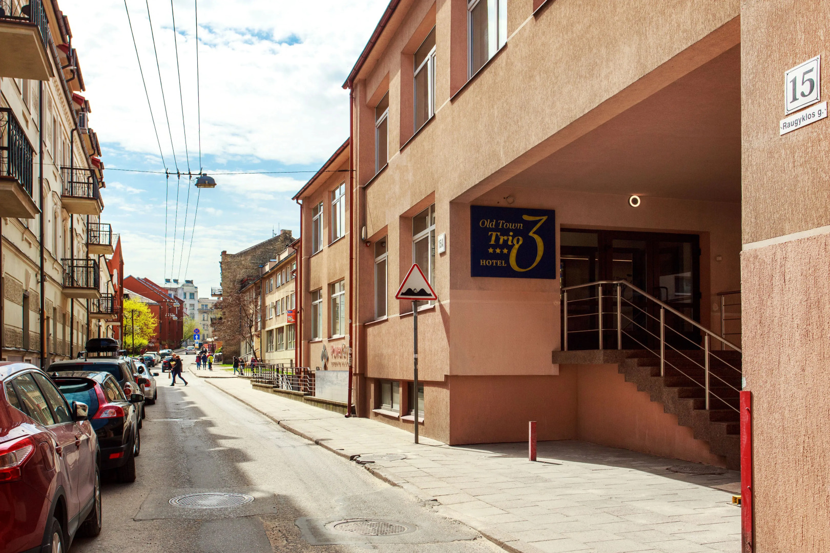 Отель Old Town Trio