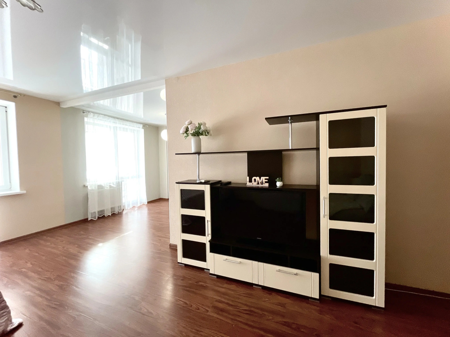 Апартаменты Уютные у Берега Волги с Панорамными Окнами