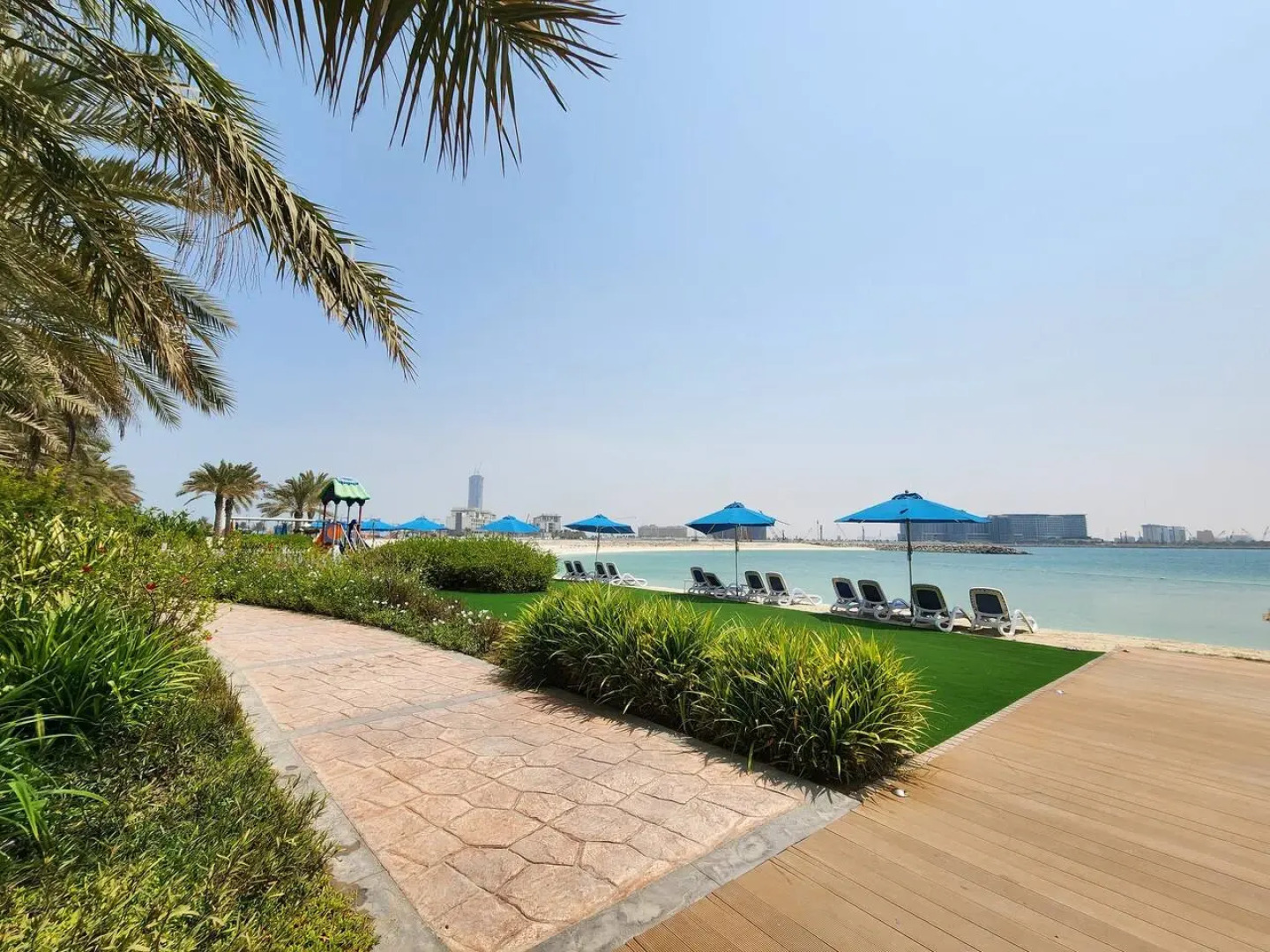 Апартаменты Glam & Family-Friendly 2-Br Duplex in Al Marjan