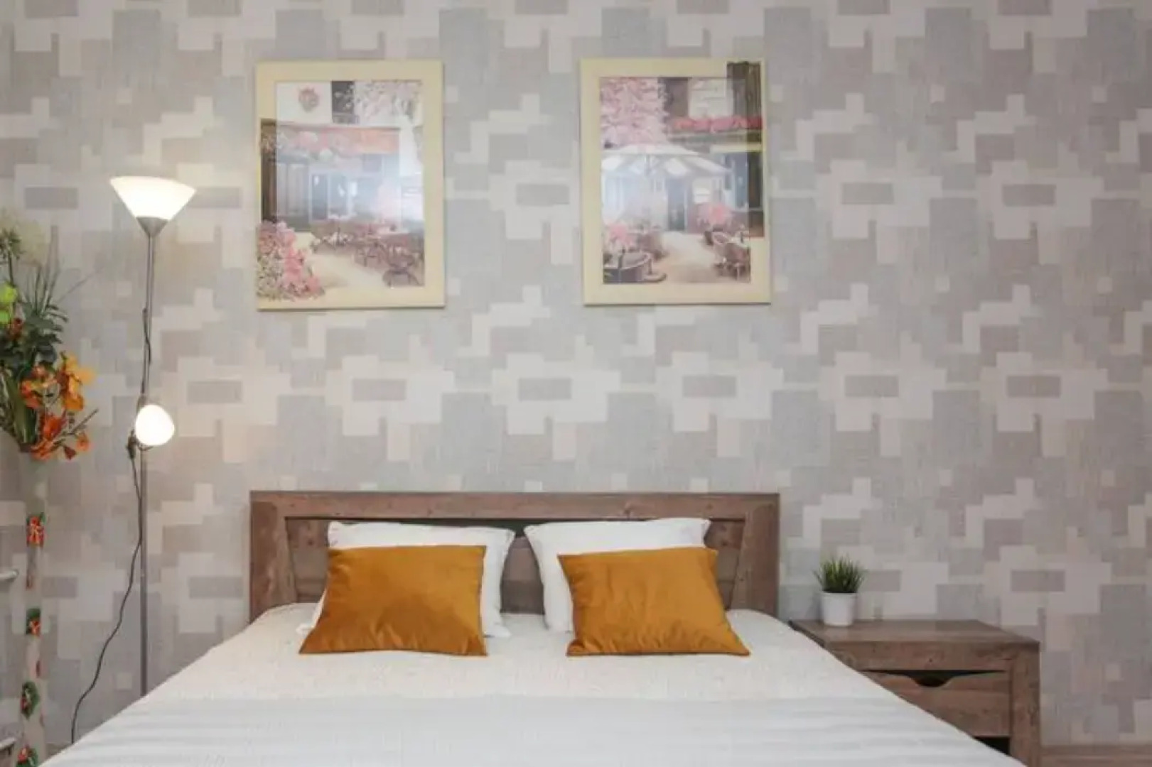 Трехкомнатные апартаменты в Историческом центре Калининграда