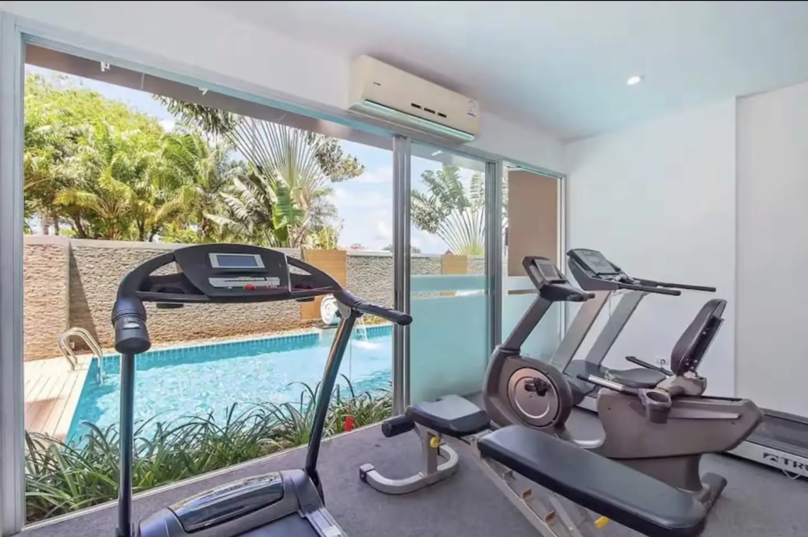 Апартаменты CHC-A402 Chic Condo 1 Спальня Бассейн рядом с Пляжем Карон