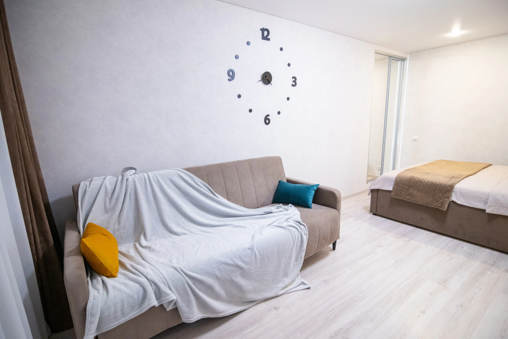 Апартаменты Hedonism Aparts на Циолковского 2В