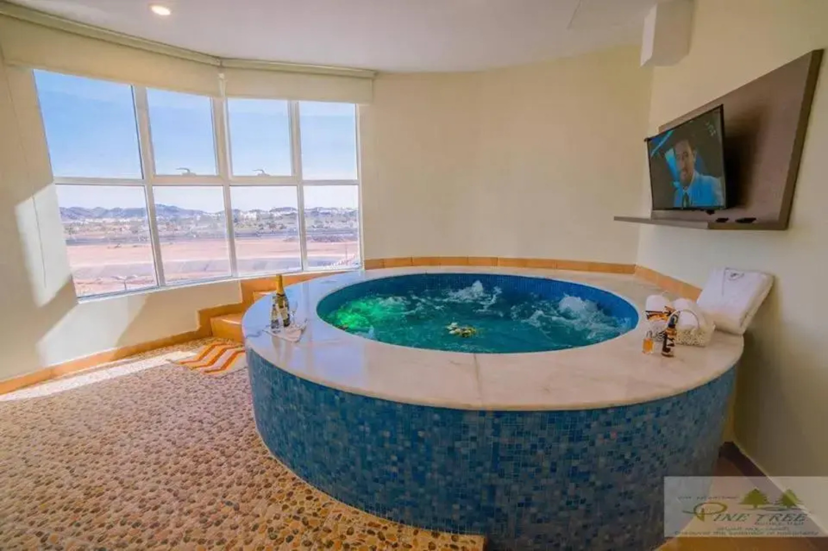 Pinetree Suites Hail