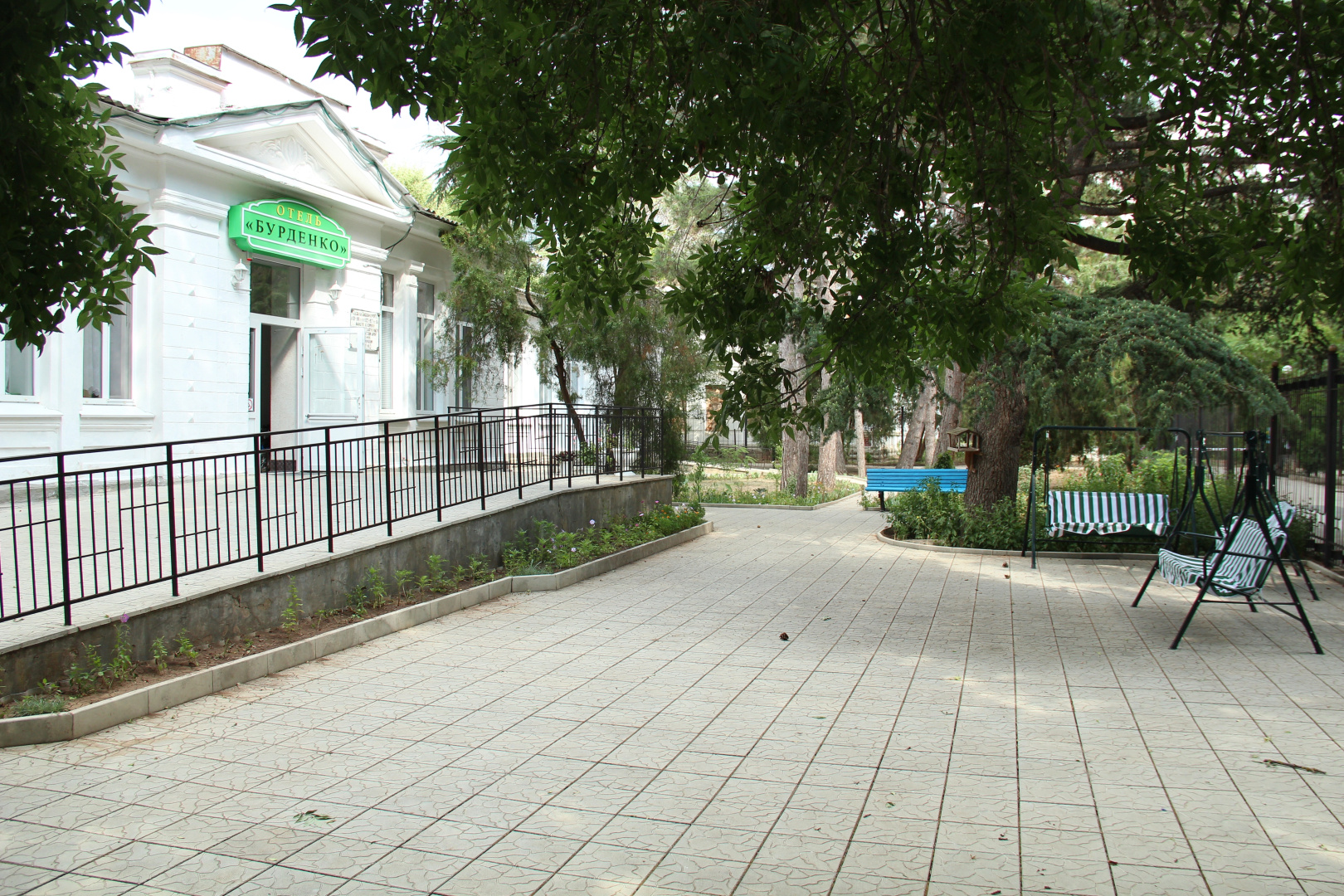 Отель Бурденко