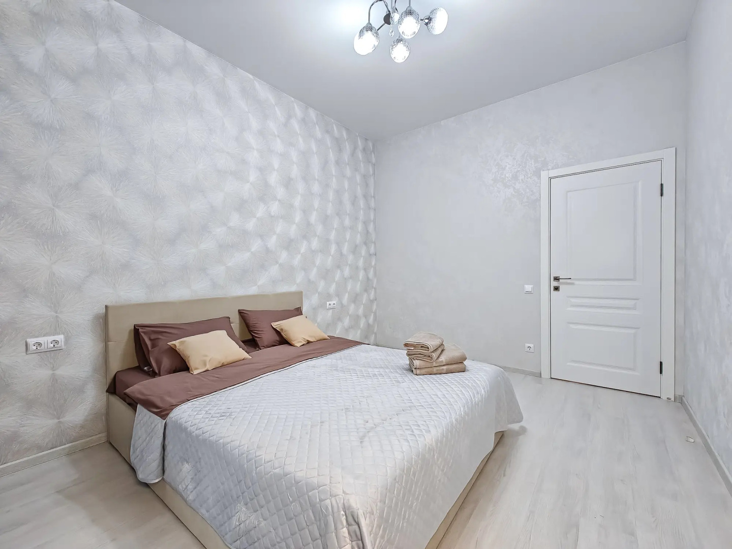 Апартаменты Stepanenkov на Шамшиных 91