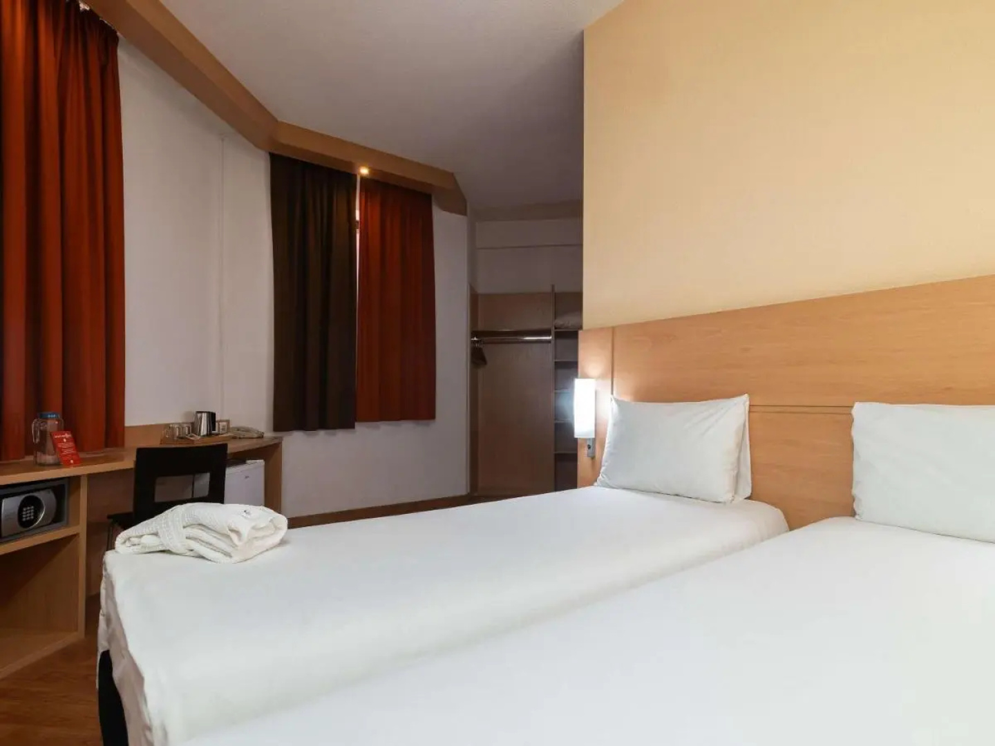 Отель Ibis Астана