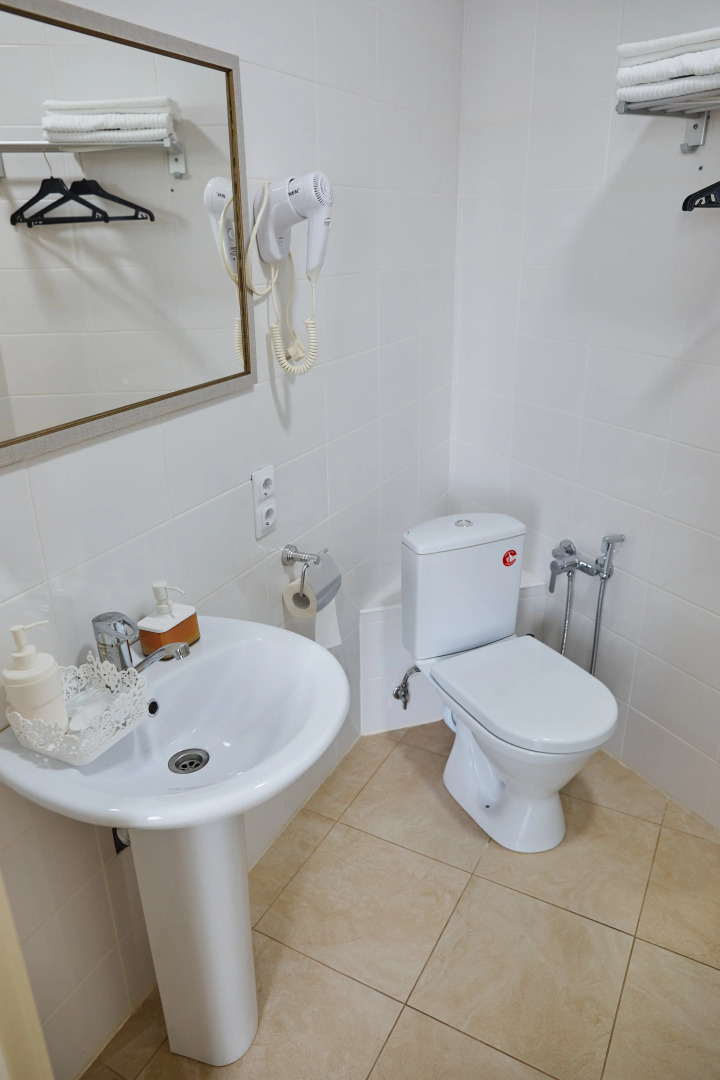 Отель Айсберг