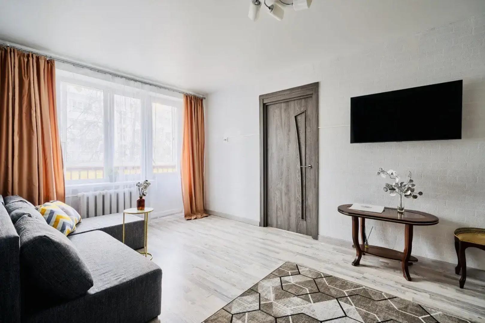 Двухкомнатная квартира Natali apart на 6 человек на метро Нагорная