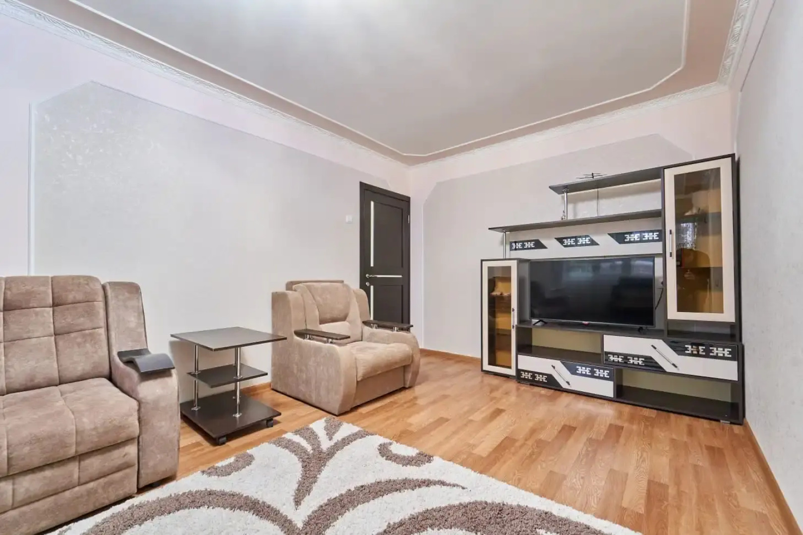 Апартаменты Уютная двухкомнатная квартира в центре