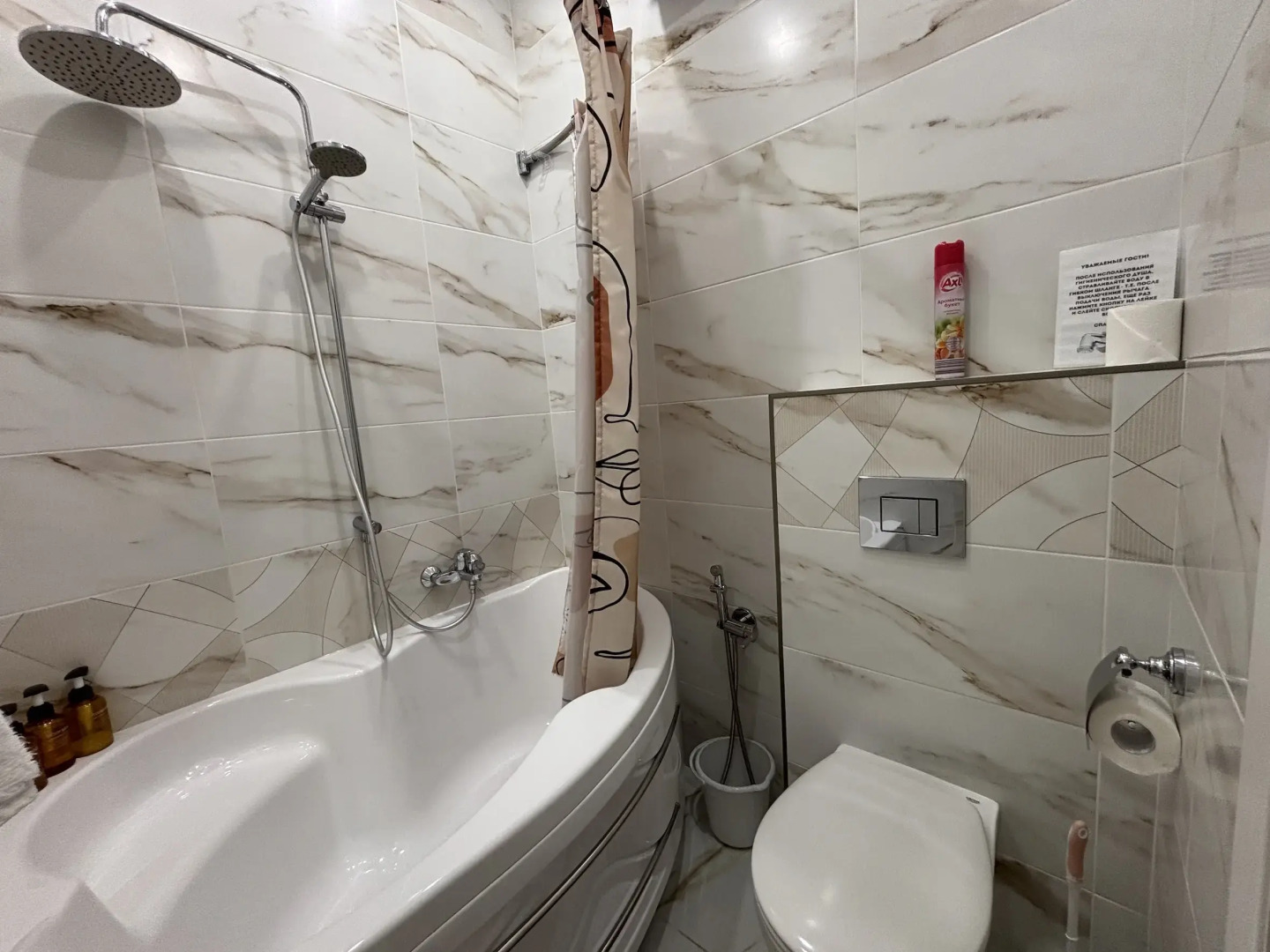 Апартаменты Семейная студия Люкс Монро