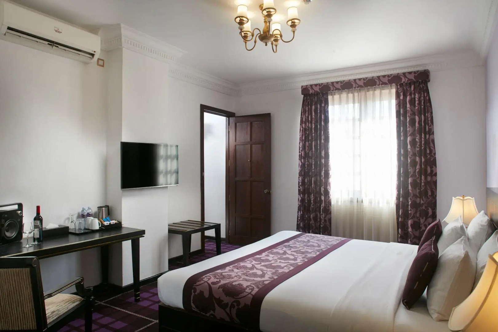 Отель The Steuart by Citrus