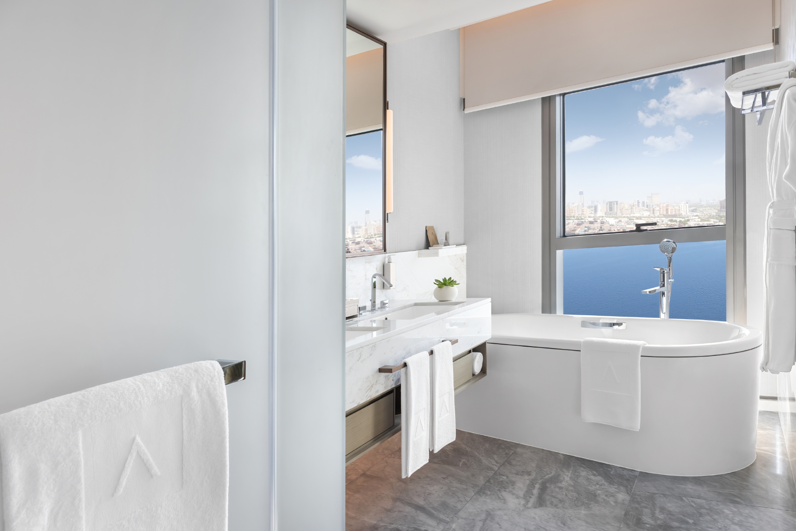 Отель Address Creek Harbour