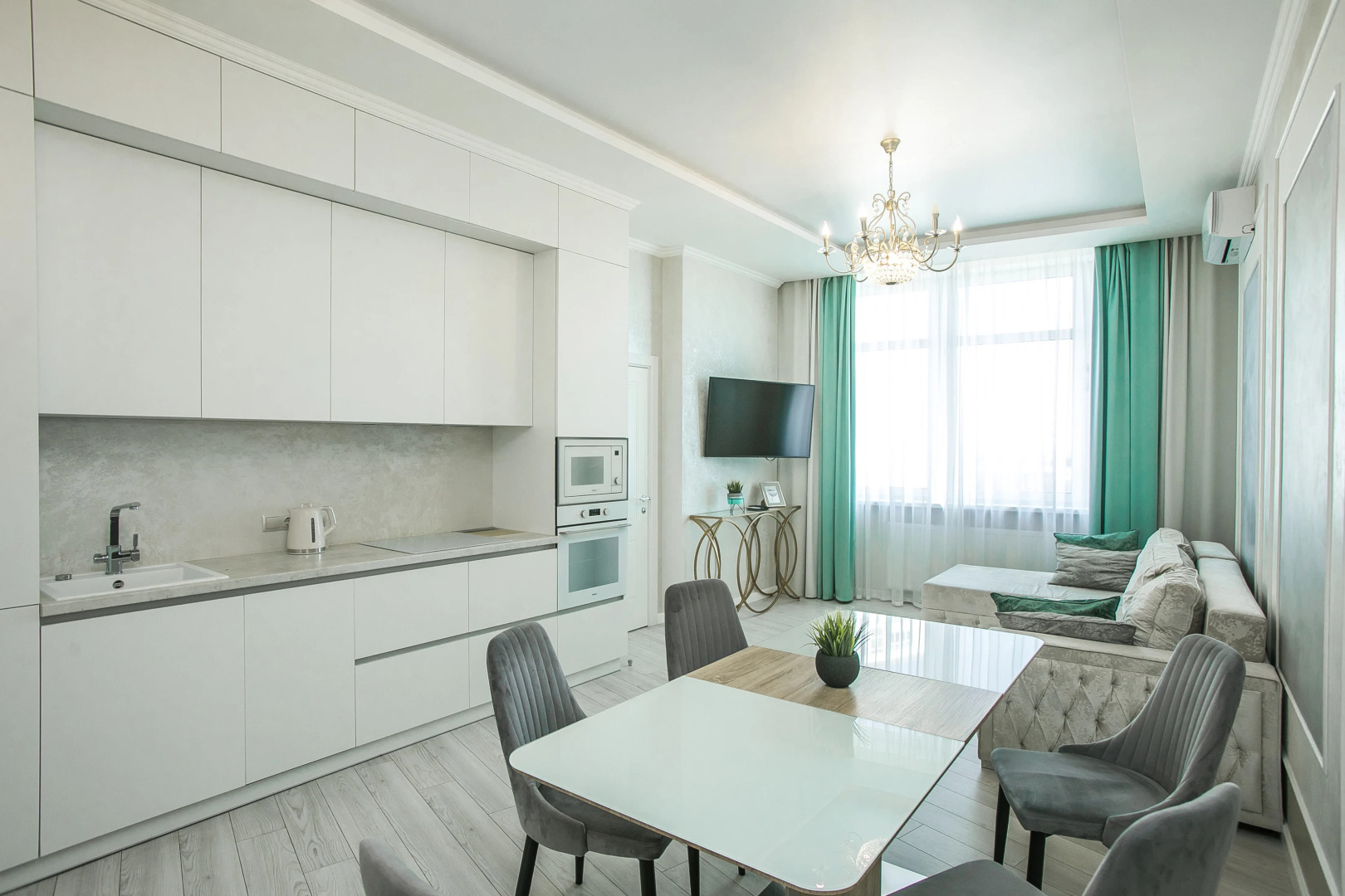 Апартаменты 3х комнатные Vip Репина 4 Центр