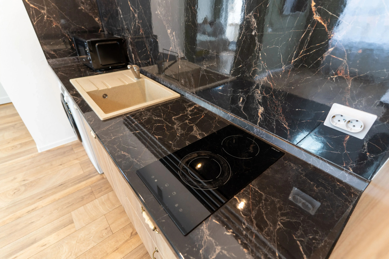 Апартаменты Евродвухкомнатные Stepanenkov на Шаумяна 30 на 3 этаже