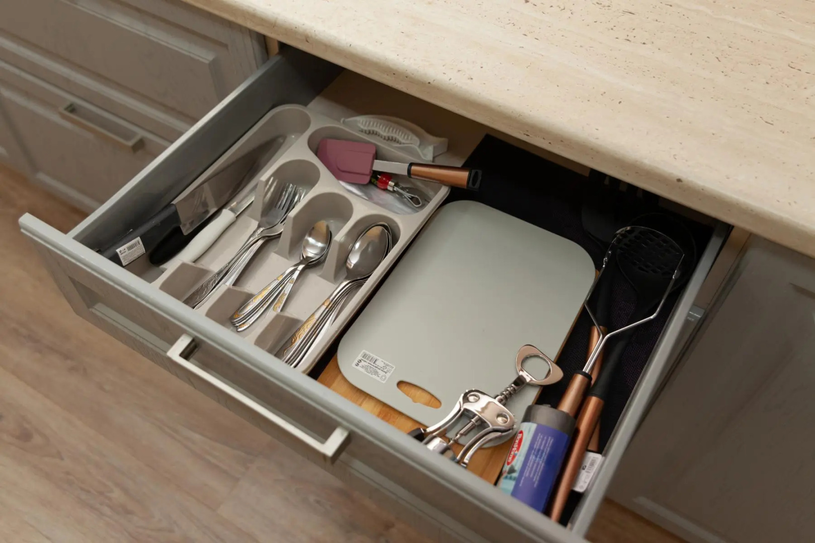 Апартаменты однокомнатные (117) Серебровская 91