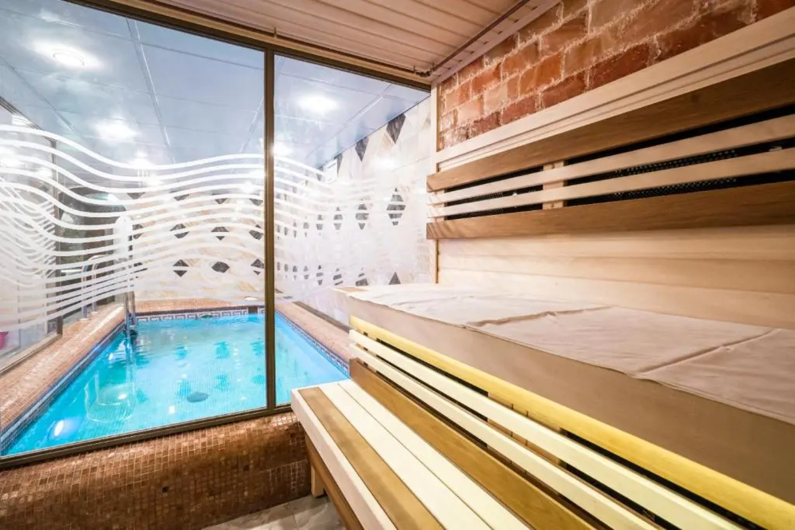 Отель Guest House 16/8