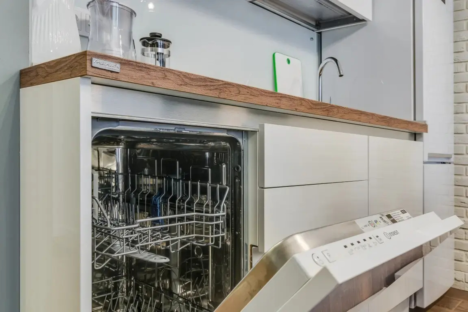 Апартаменты Улучшенные с Балконом и Видом на Парк Business Apartments