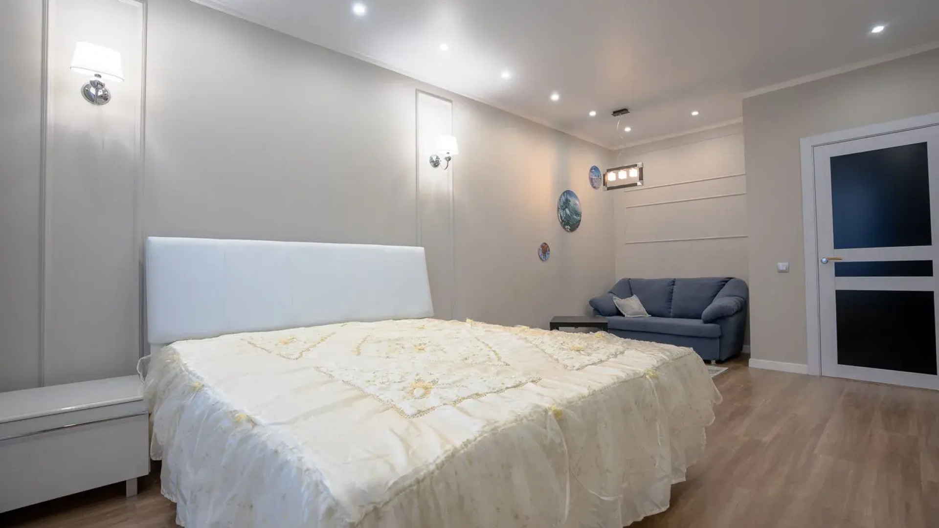 Апартаменты  АВС на улице Октябрьская