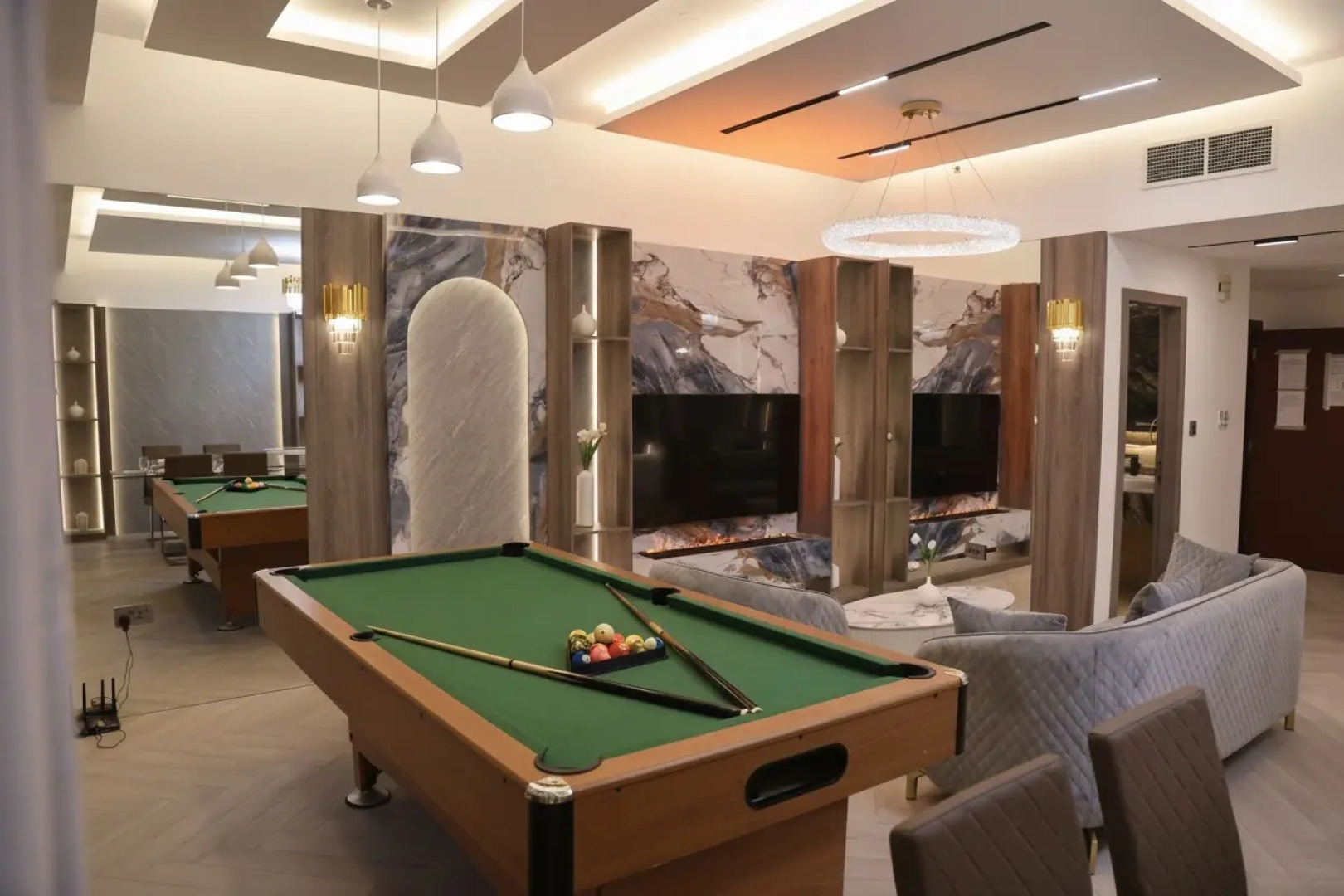 Апартаменты Highend luxurious bahar in JBR