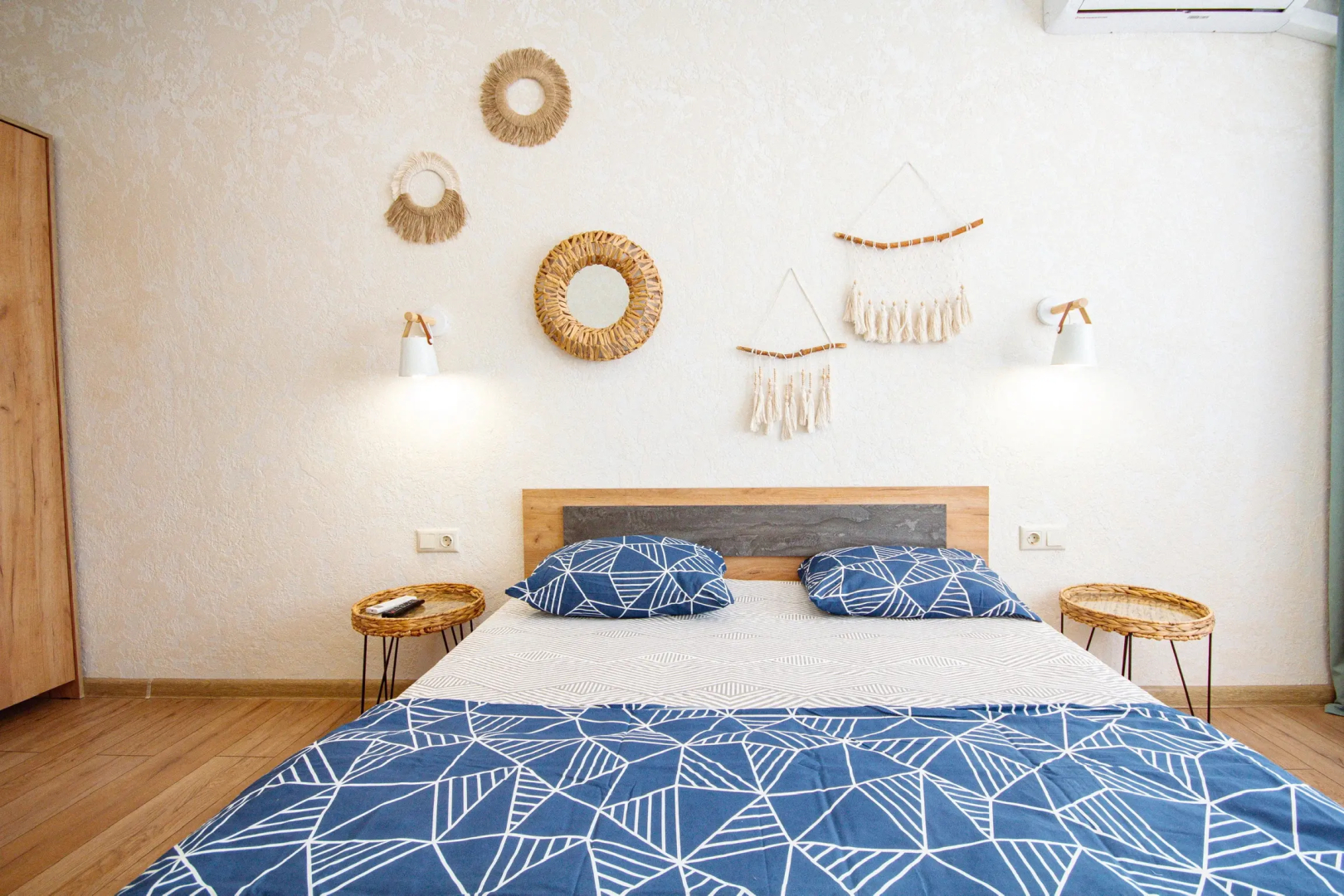 Апартаменты Pryanik Apartments Аркадия Шипунова 12