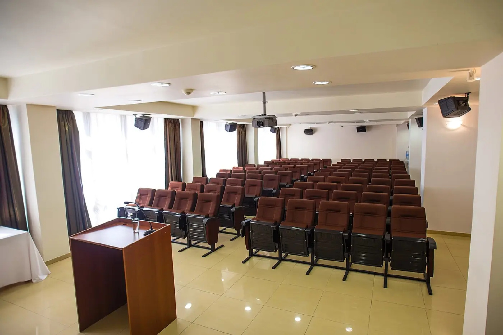 Отель Де ла Мапа