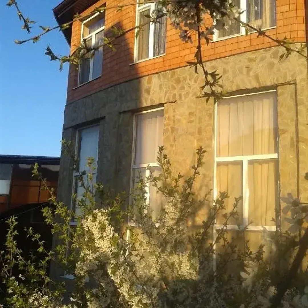 Меблированные комнаты для отпуска на чистом воздухе