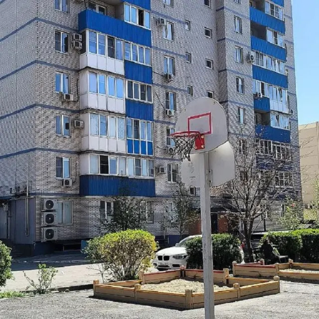 Квартира Комфортная евродвушка рядом с парком и развязкой на Крым и Мариуполь
