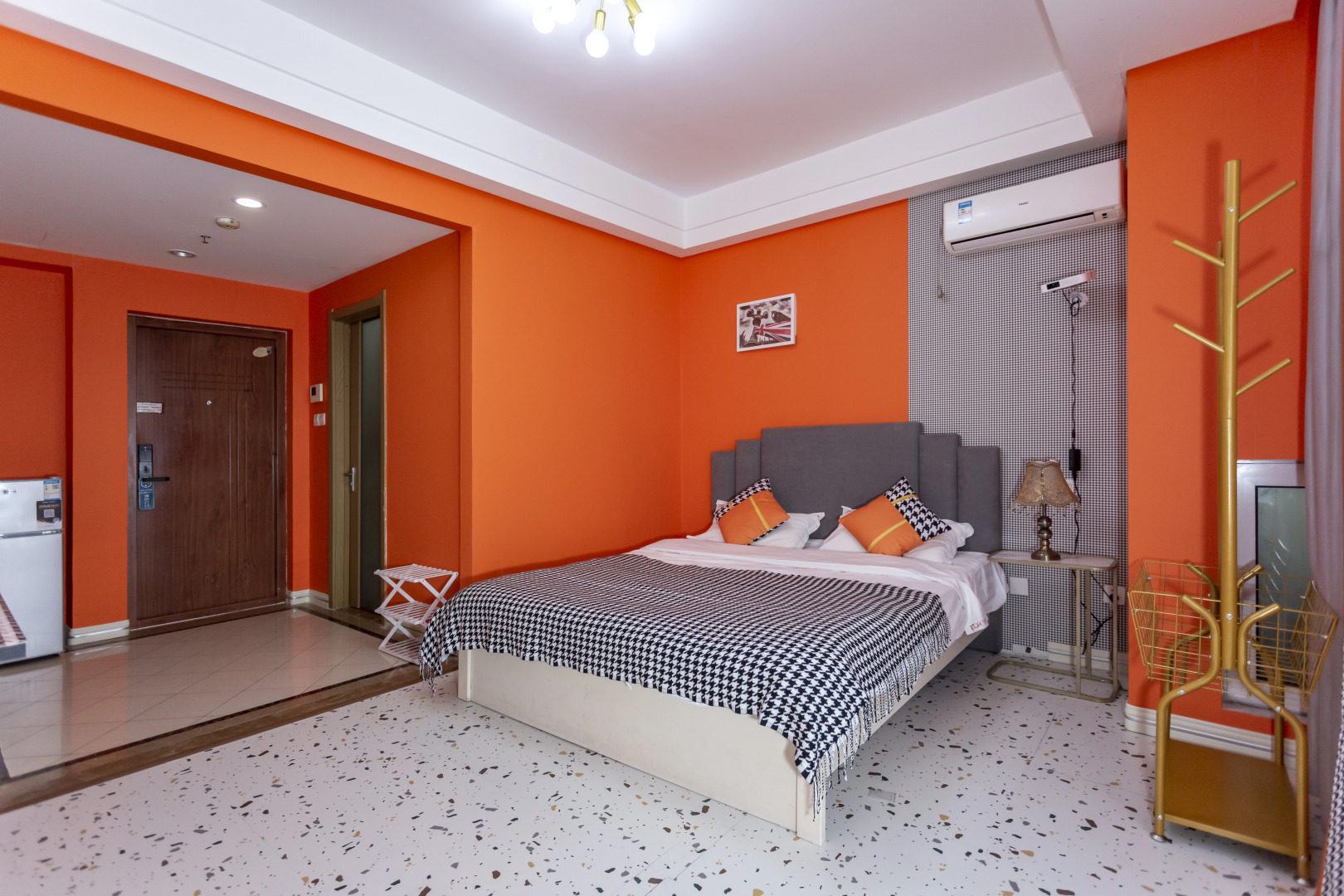 Отель Hong Xiyuan Apartment Hotel Wada Plaza