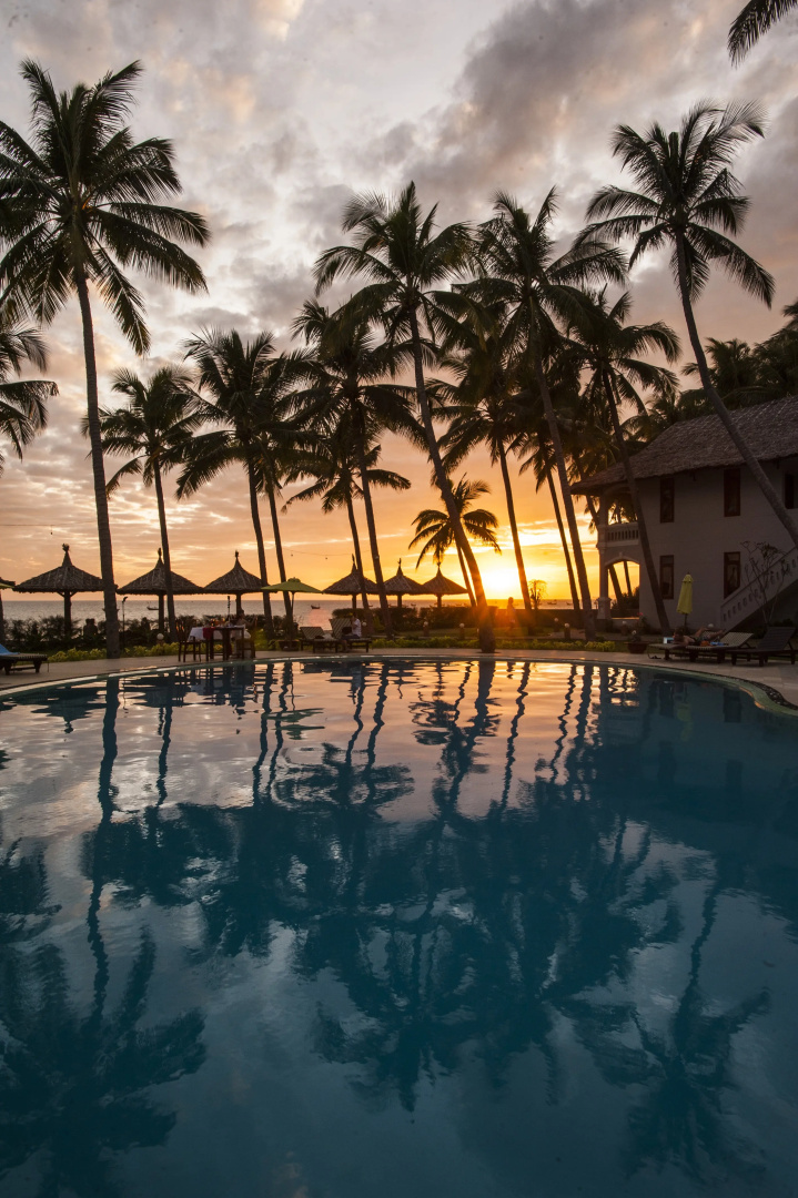 Отель Little Paris Resort & Spa Mui Ne