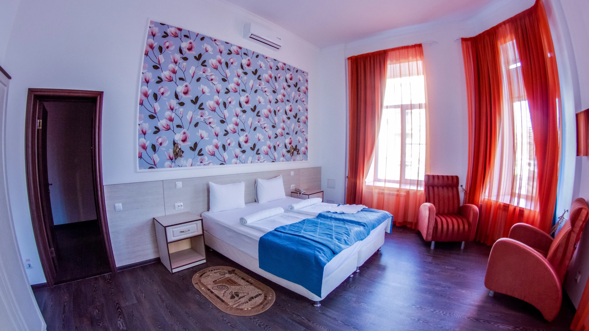 Отель сквер Высоцкого