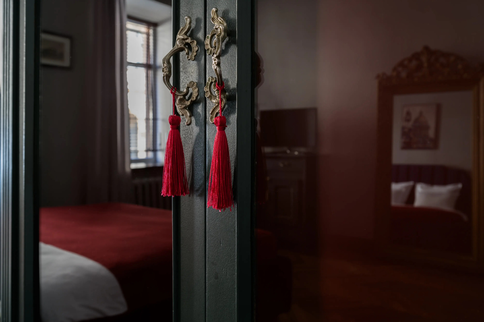 Апартаменты Двухкомнатные с Лепниной