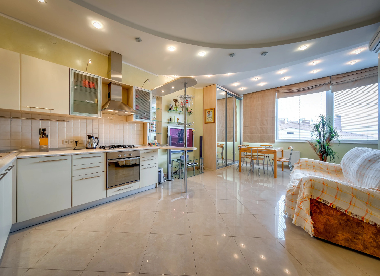 Primorskiy Park Apartments