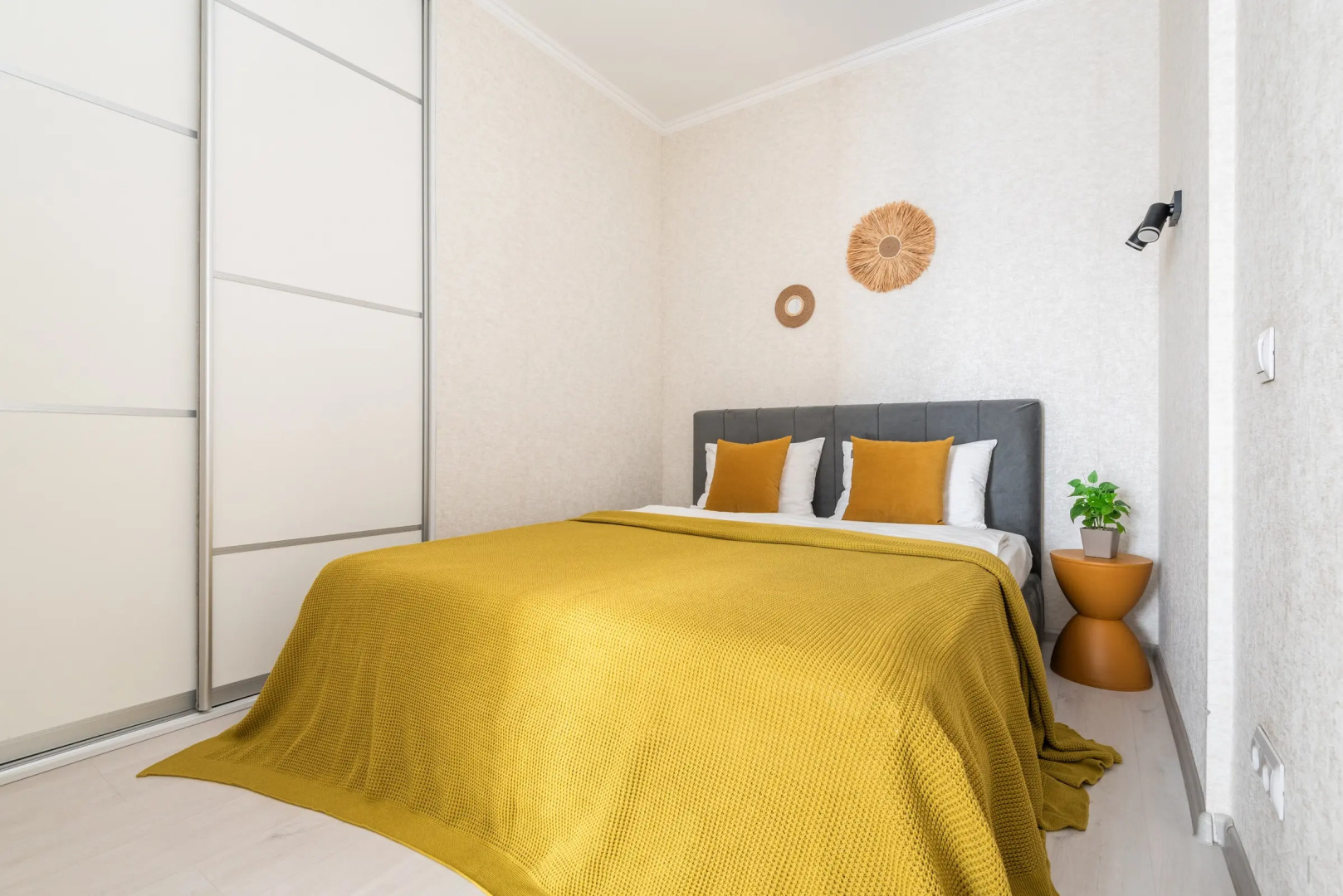 Квартира на сутки Минск Маяк Подходит для командировок и отдыха Современная техника Самозаселение Wi-Fi