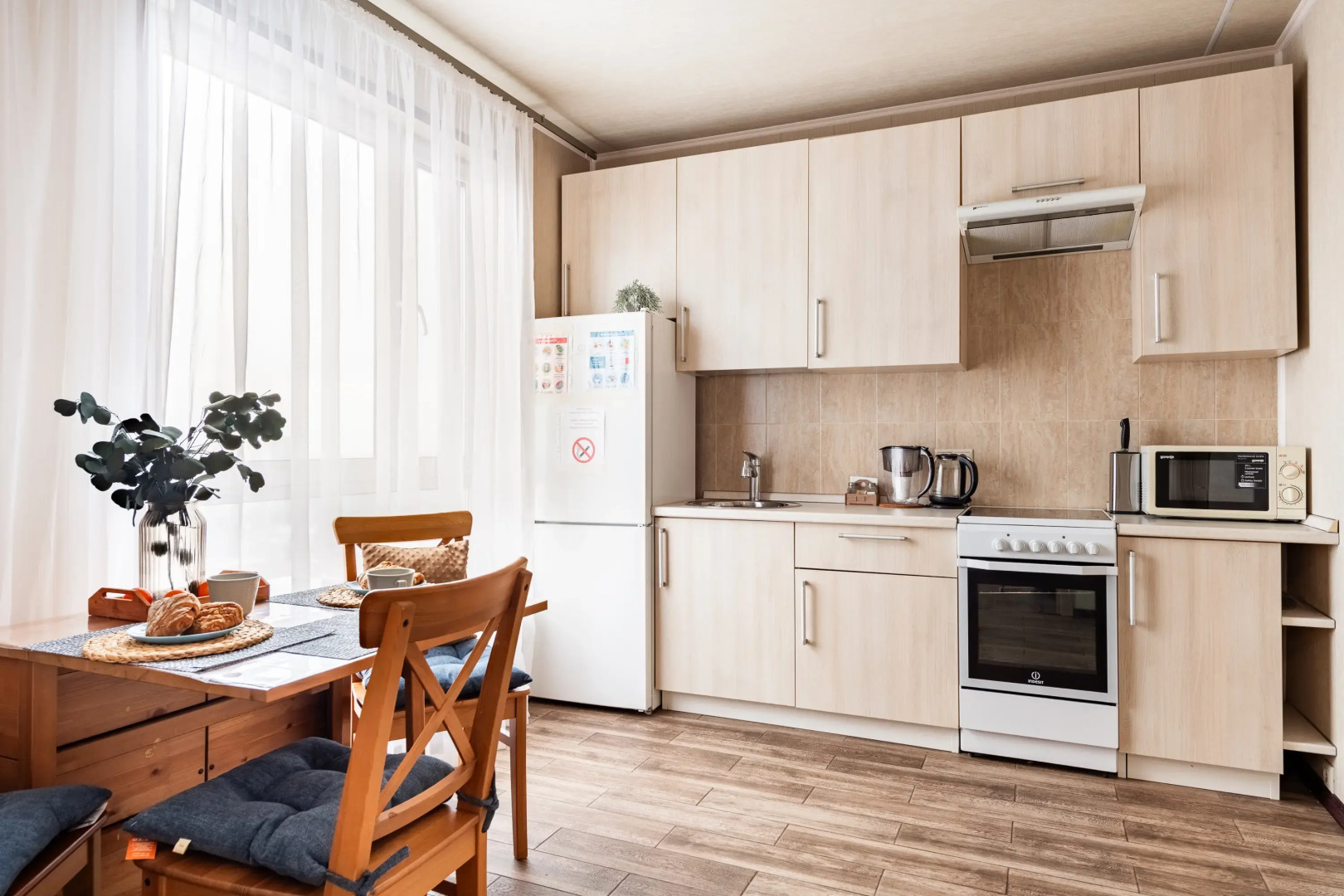 Квартира Просторная Natali на Метро Аннино